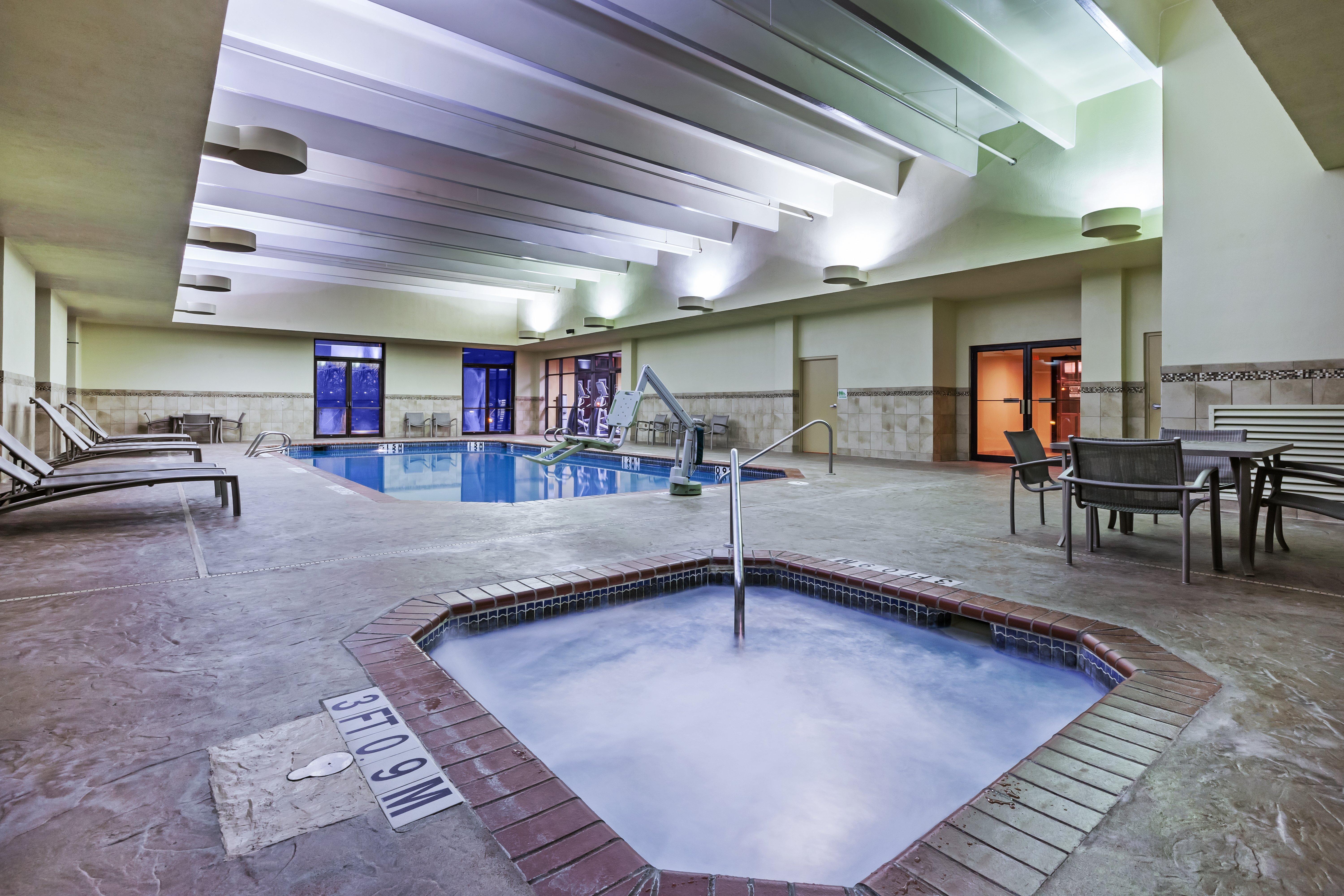 Holiday Inn Springdale-Fayetteville Area By Ihg Bagian luar foto